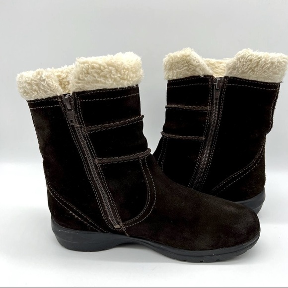 Clarks Bendables women’s brown suede  furry boots size 6 - Picture 1 of 9